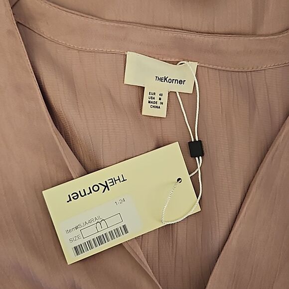 Rose pink Ruched Mini Dress with Plunge Neckline - Picture 4 of 5